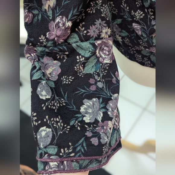 Yak & Yeti Long sleeve - Picture 3 of 4